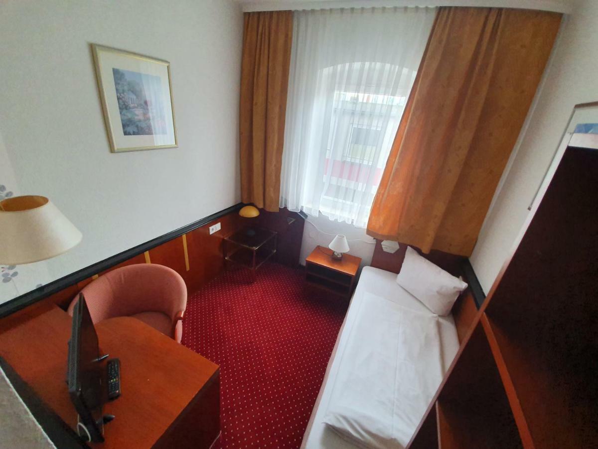 Hotel & Restaurant Krone Rehau Quarto foto